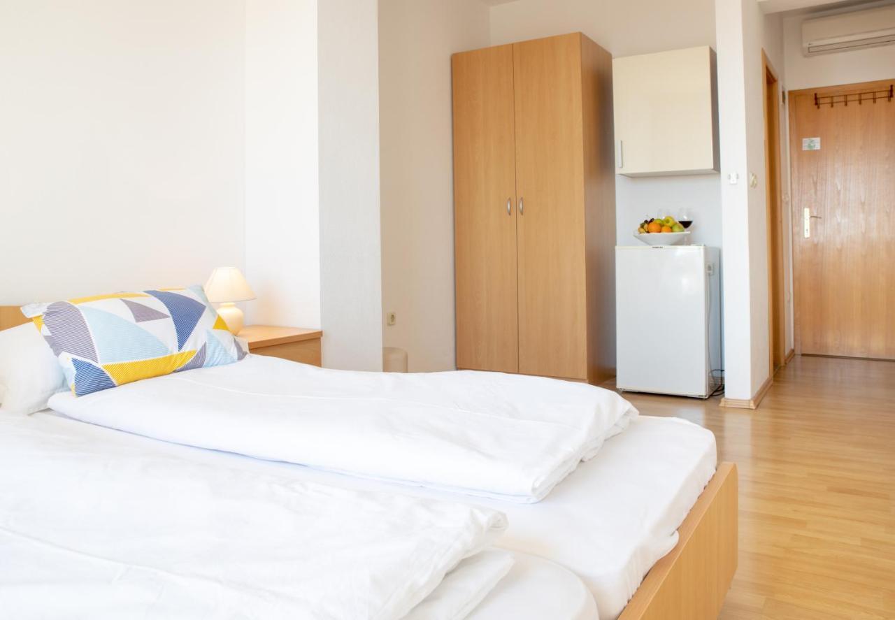 Steko Accomodations Makarska Exterior foto