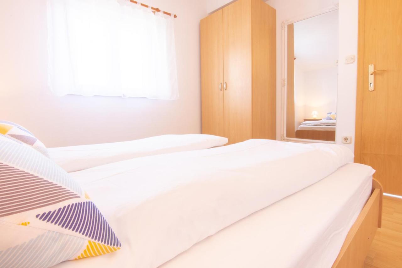 Steko Accomodations Makarska Exterior foto
