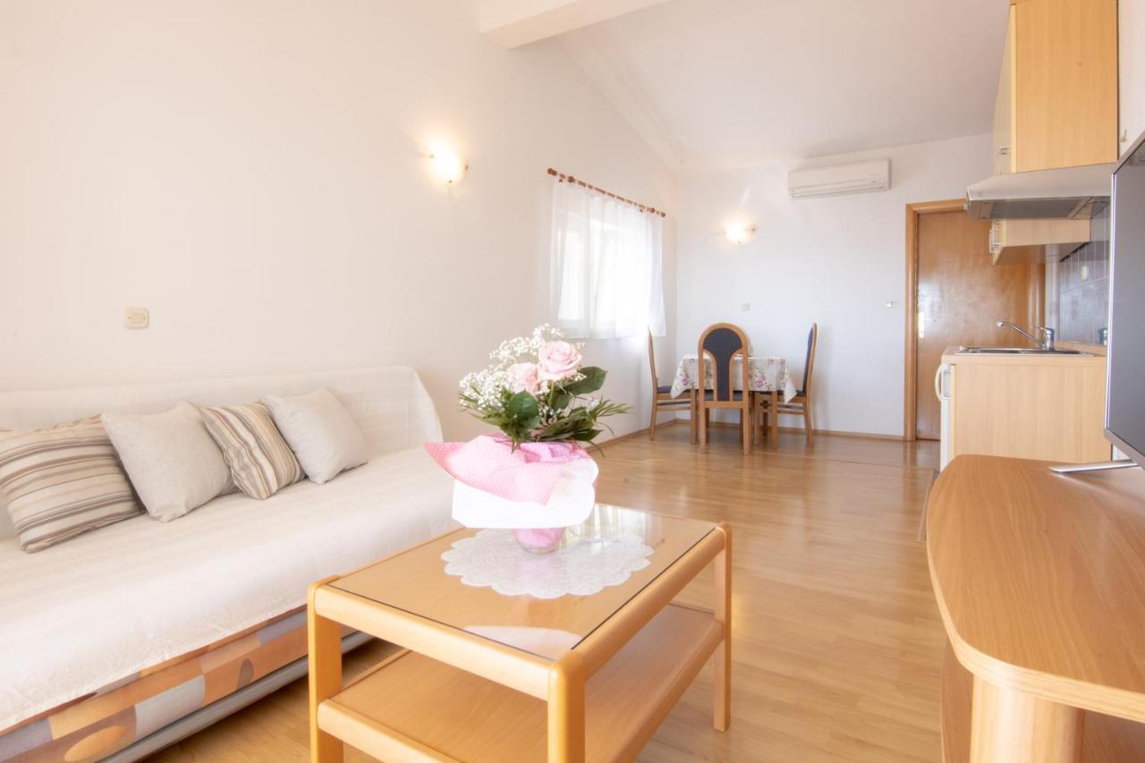 Steko Accomodations Makarska Exterior foto