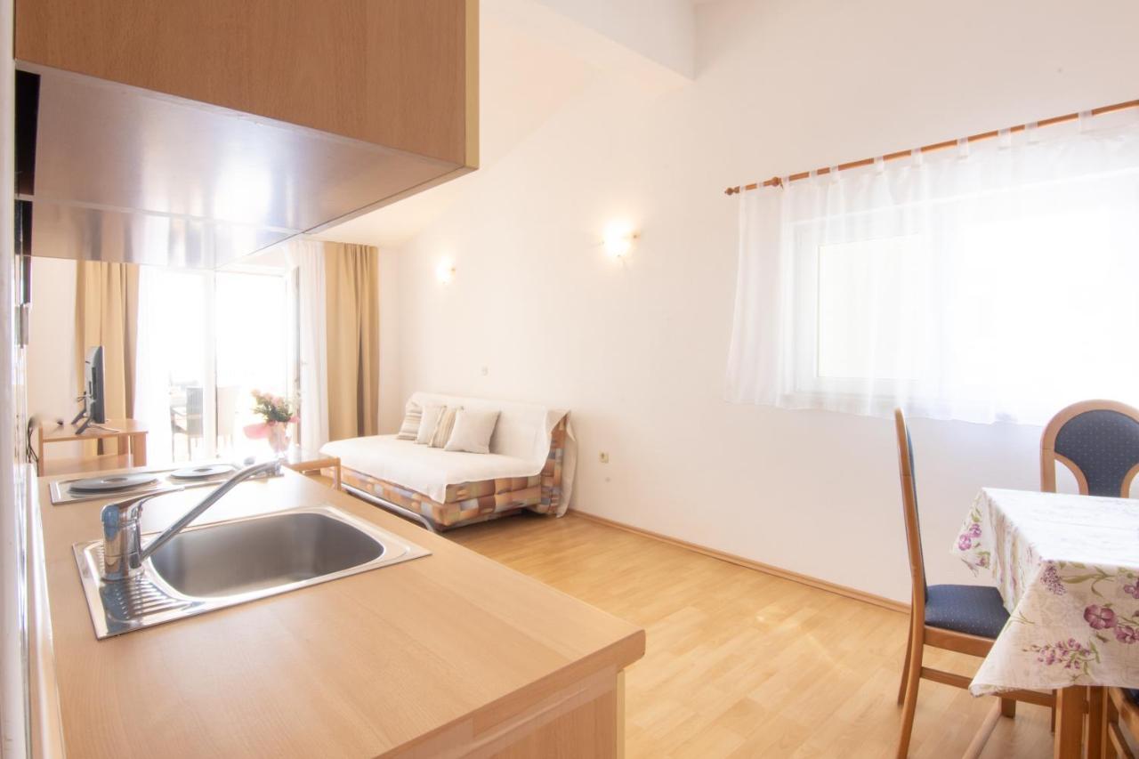 Steko Accomodations Makarska Exterior foto